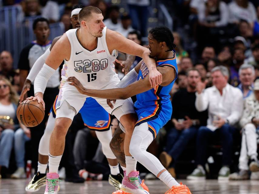 kaiyun官网-俄克拉荷马雷霆训练开放日；冲刺阶段伤情更新引欢呼；NBA常规赛在即；年轻球员得到机会的简单介绍