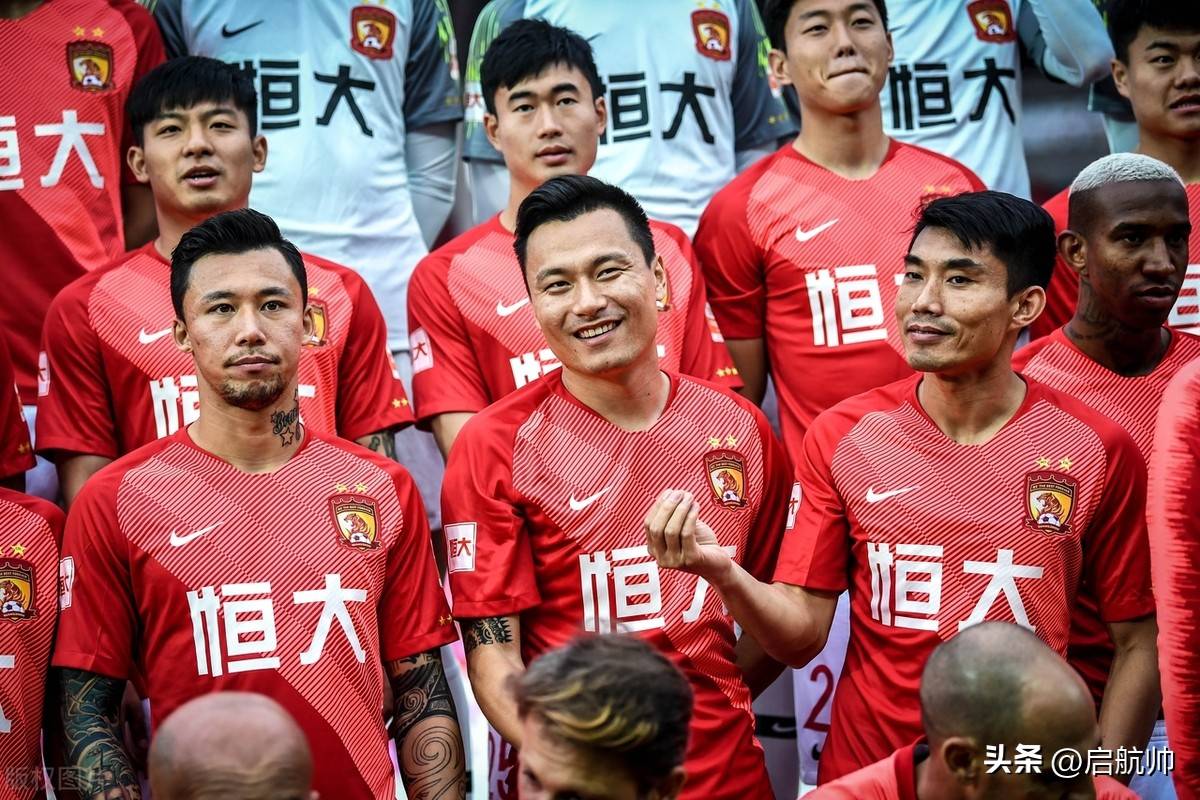 开云app-广州队窗口期单刀错失，志在英超名次提升，球迷炸锅，资深球员宣示担当(英超哪队本土球迷最多)